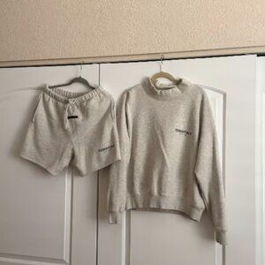 Essentials Top and Shorts Grey Set - Pre-Owned - Retail 180